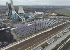 Fotovoltaické elektrárny letos zvedly výrobu o 32,5 procent. Díky novým elektrárnám i přízni slunce